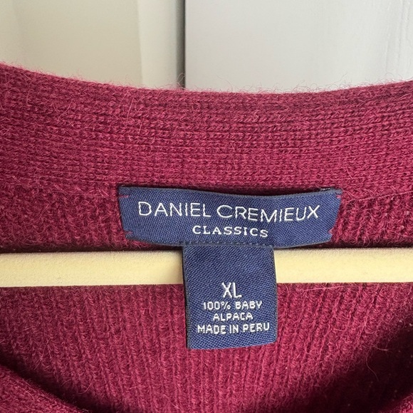 Daniel Cremieux Men’s Deep Red Wool Cardigan - Picture 3 of 3